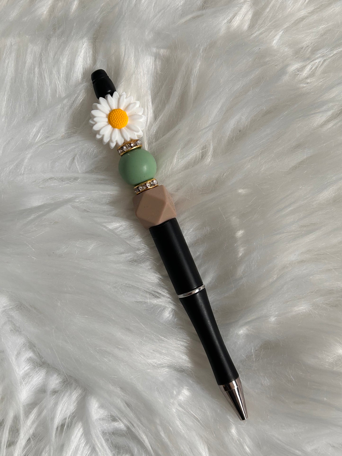 White Flower Beaded Pen